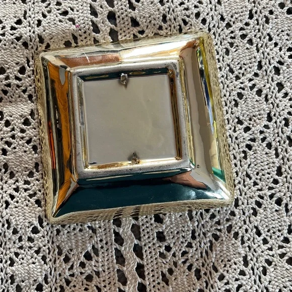 Gold Square Decorative Dish 🌺 - Picture 3 of 3